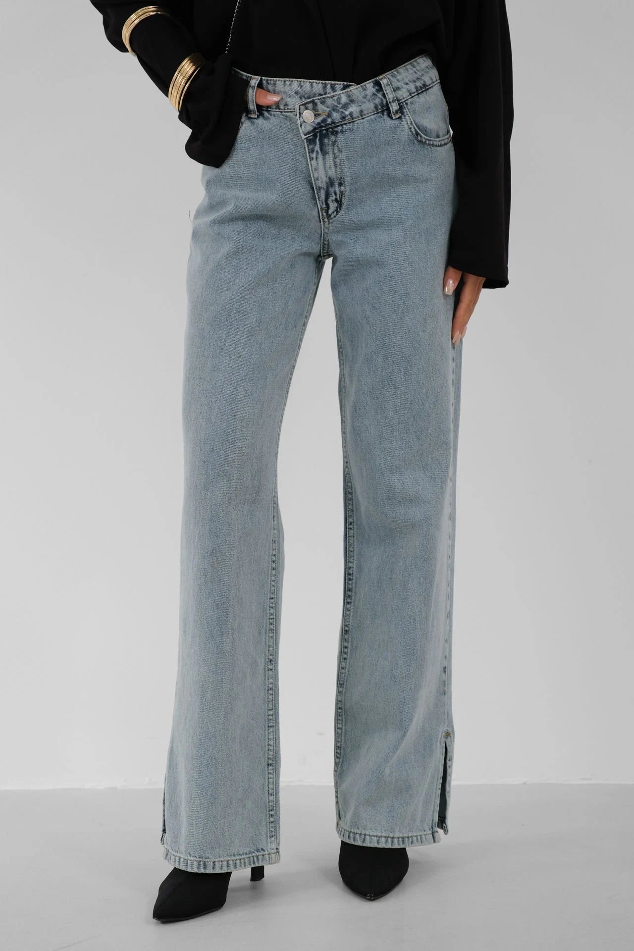 Asymmetric Belted Hem Blue Split Jeans