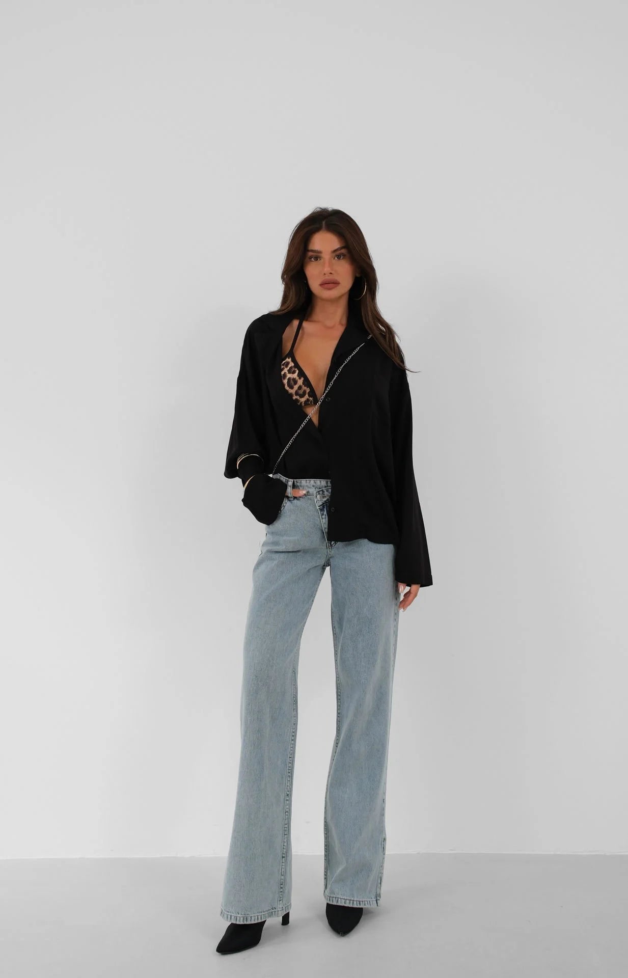 Asymmetric Belted Hem Blue Split Jeans