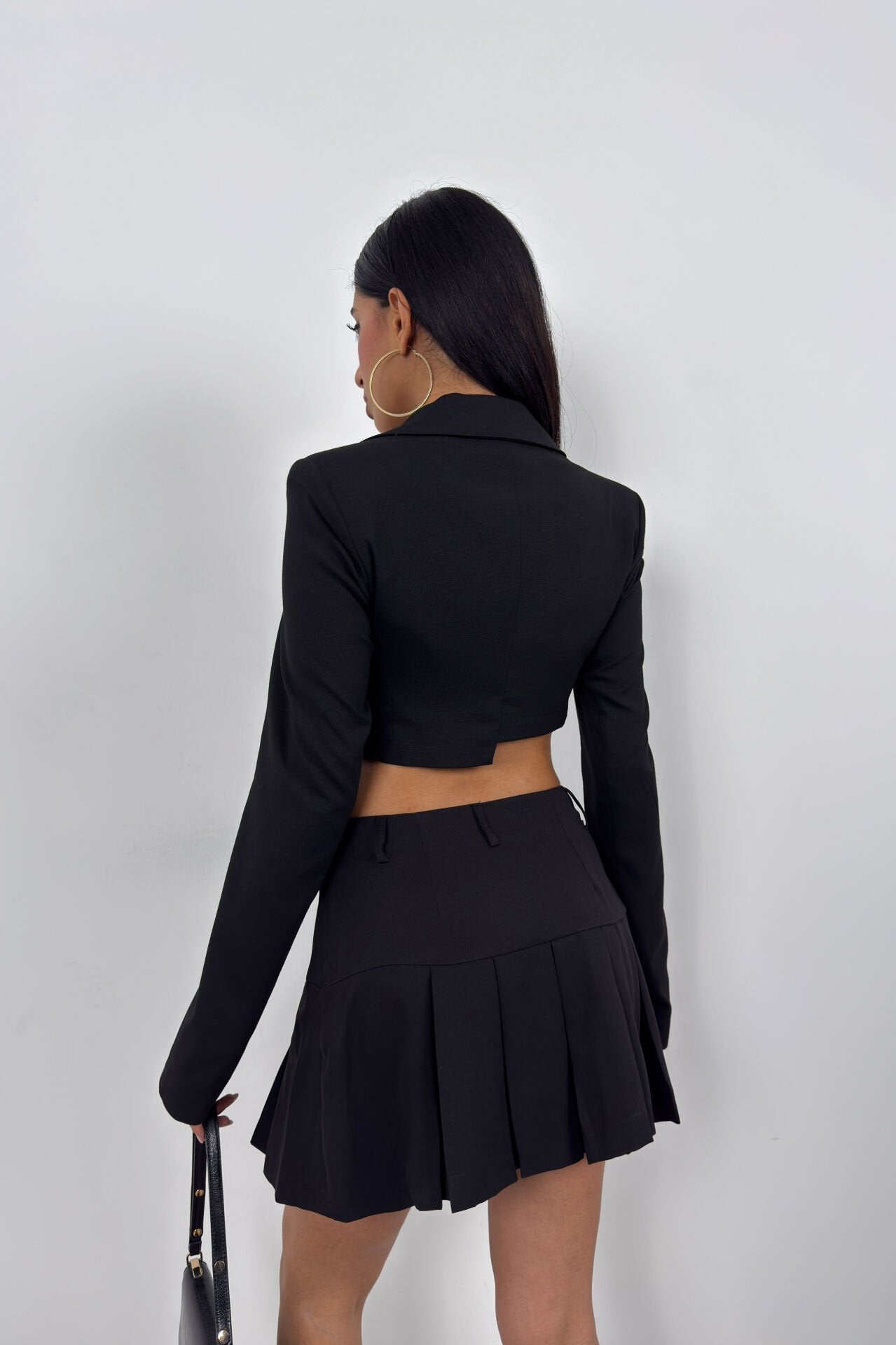 Asymmetric Single-Breasted Black Blazer