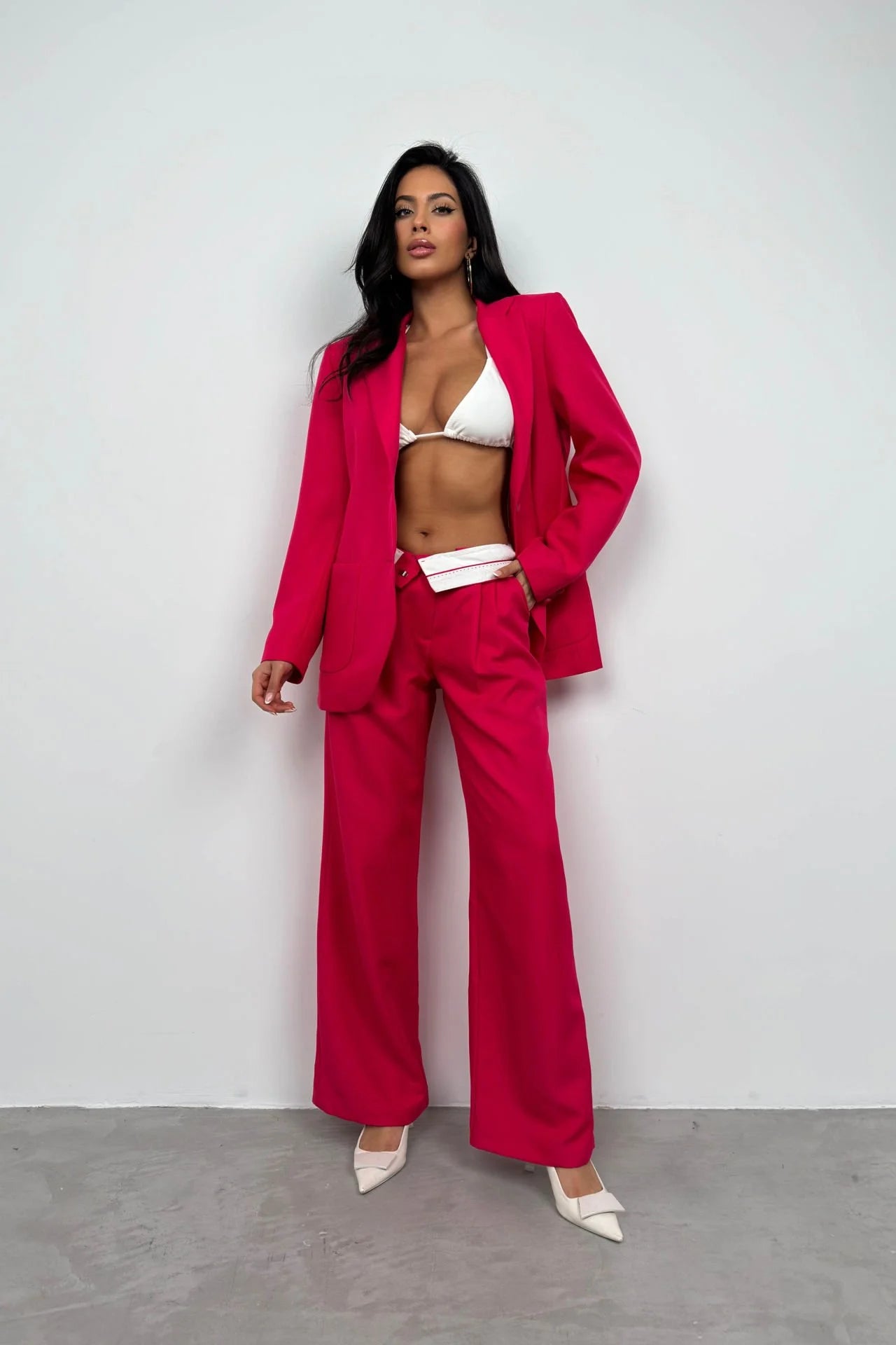 Folded waist fuchsia pants and blazer jacket set.