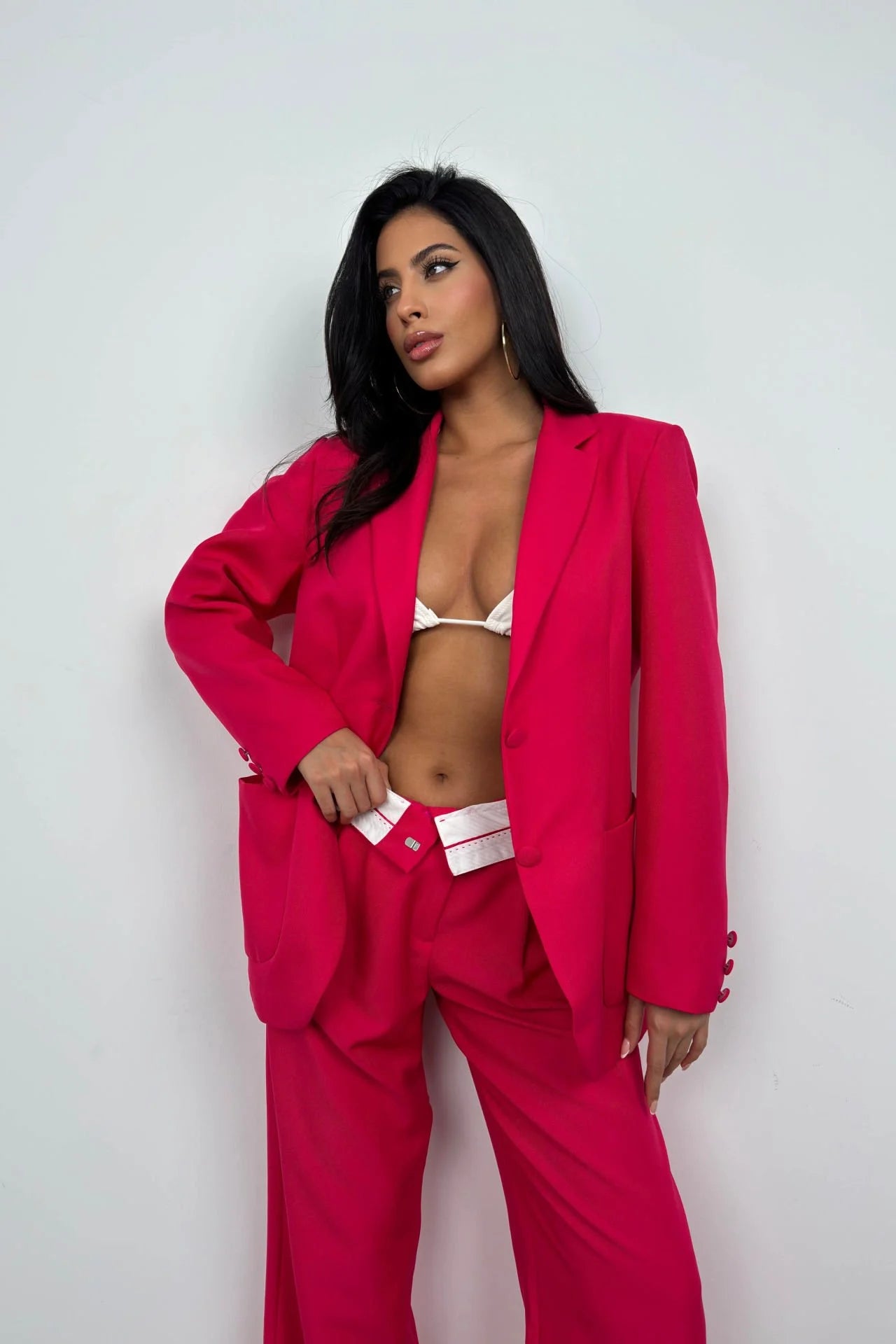 Folded waist fuchsia pants and blazer jacket set.