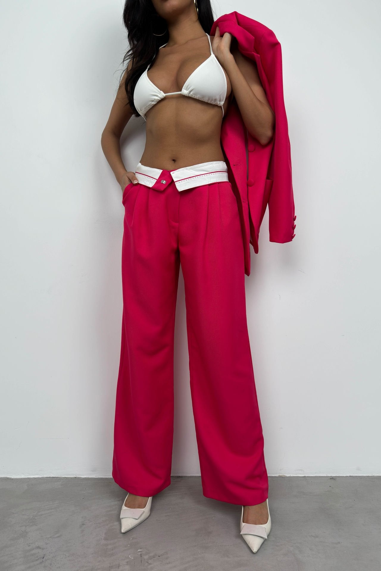 Folded waist fuchsia pants and blazer jacket set.