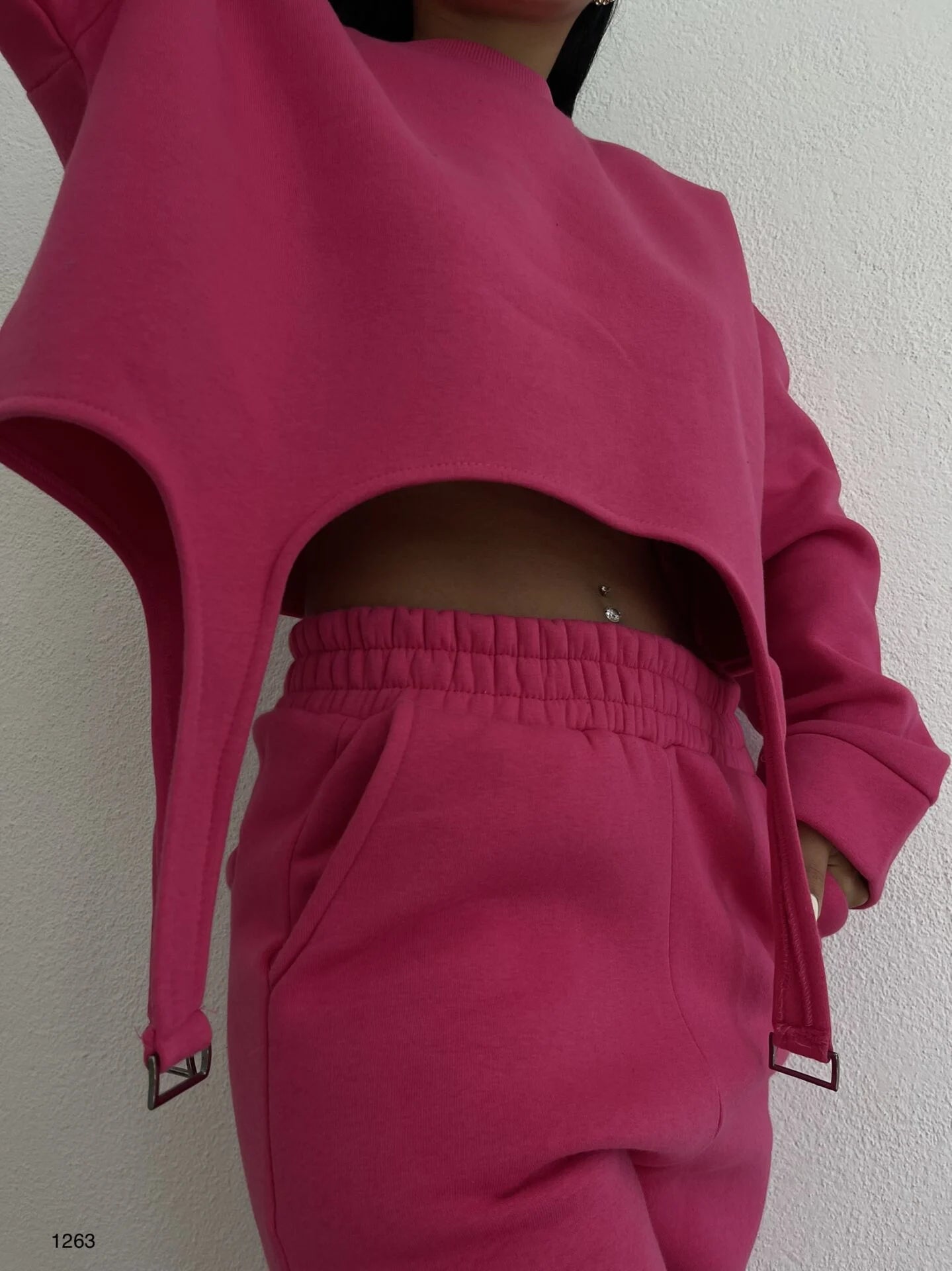 Oval Cut Fuchsia Sweatshirt and Sweatpants Set